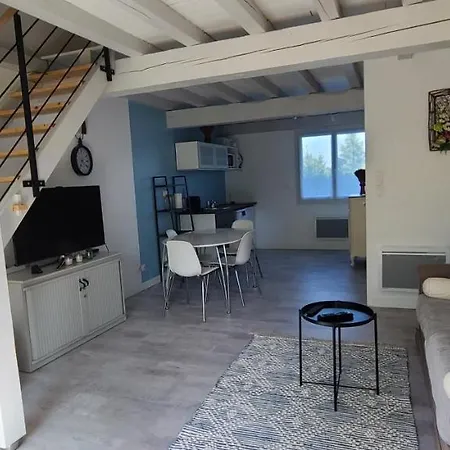 Holiday home L'annexe Des Iris