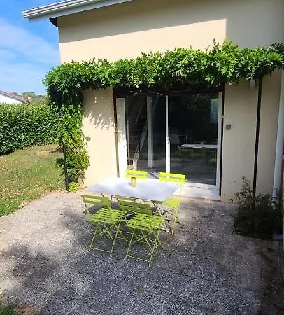 Holiday home L'annexe Des Iris *